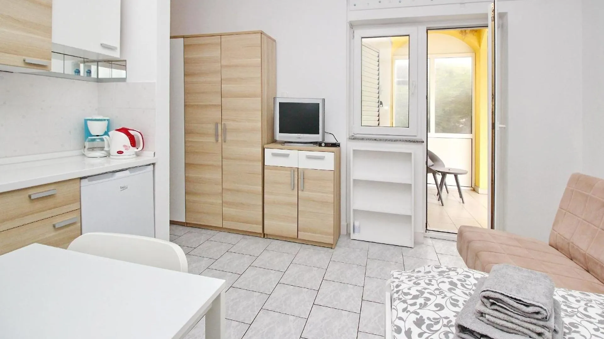 Ferienwohnung In Baska Mit Eigener Terrasse - B59588 0*, باشْكا كرواتيا